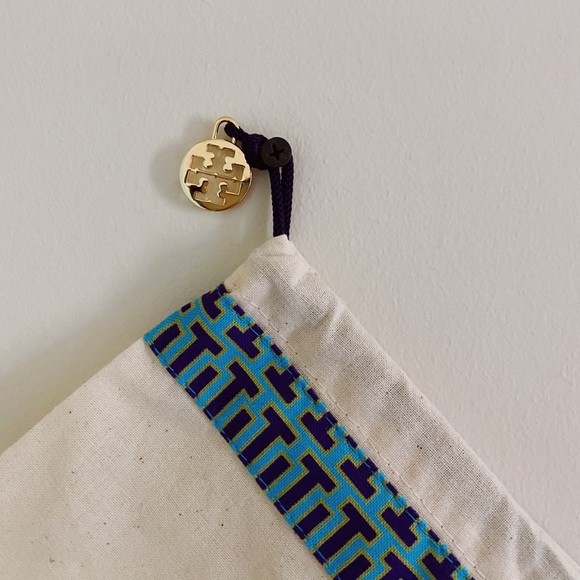 New Tory Burch dust bag 🦋 - Picture 2 of 2